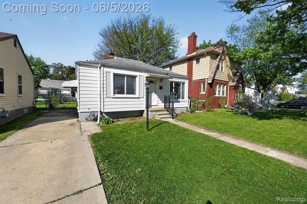612 Mayflower Avenue, Lincoln Park, MI 48146 — Photo 2