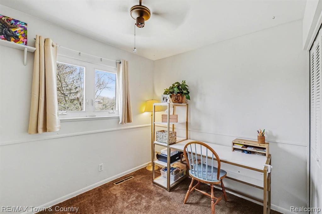 527 Spring Lane, Flushing, MI 48433 — Photo 18