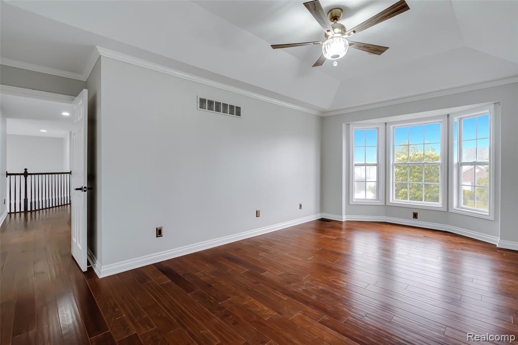 6330 Sadie Lane, Belleville, MI 48111 — Photo 39