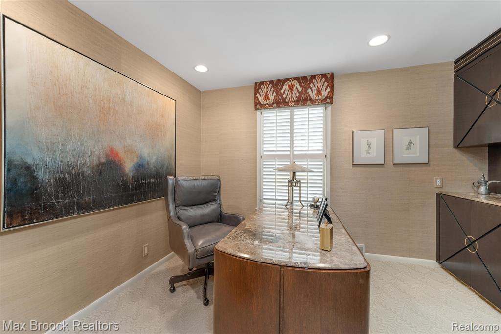 919 W Glengarry Circle, Bloomfield Hills, MI 48301 — Photo 25