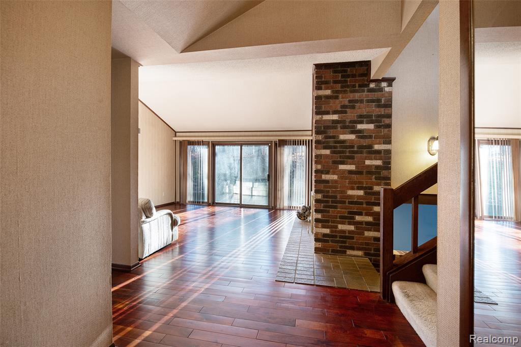 4993 Tiohero Boulevard, Clarkston, MI 48348 — Photo 16