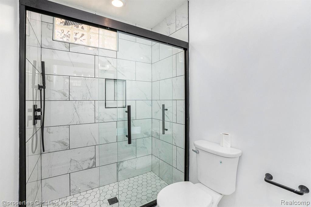 8820 JOSEPH CAMPAU Street, 3, Hamtramck, MI 48212 — Photo 15