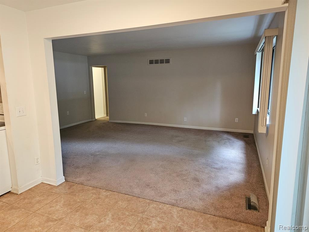 42184 TODDMARK Lane, Clinton Twp, MI 48038 — Photo 17