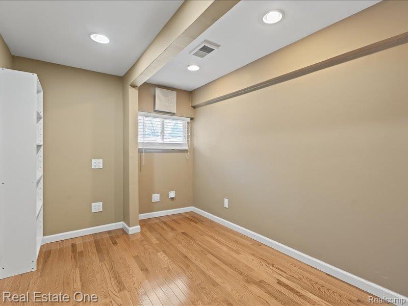 6407 Buxton Court, West Bloomfield, MI — Photo 37