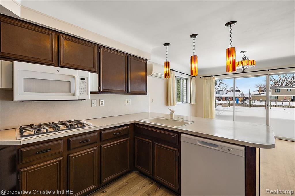39375 E Archer Drive, Harrison Township, MI — Photo 23