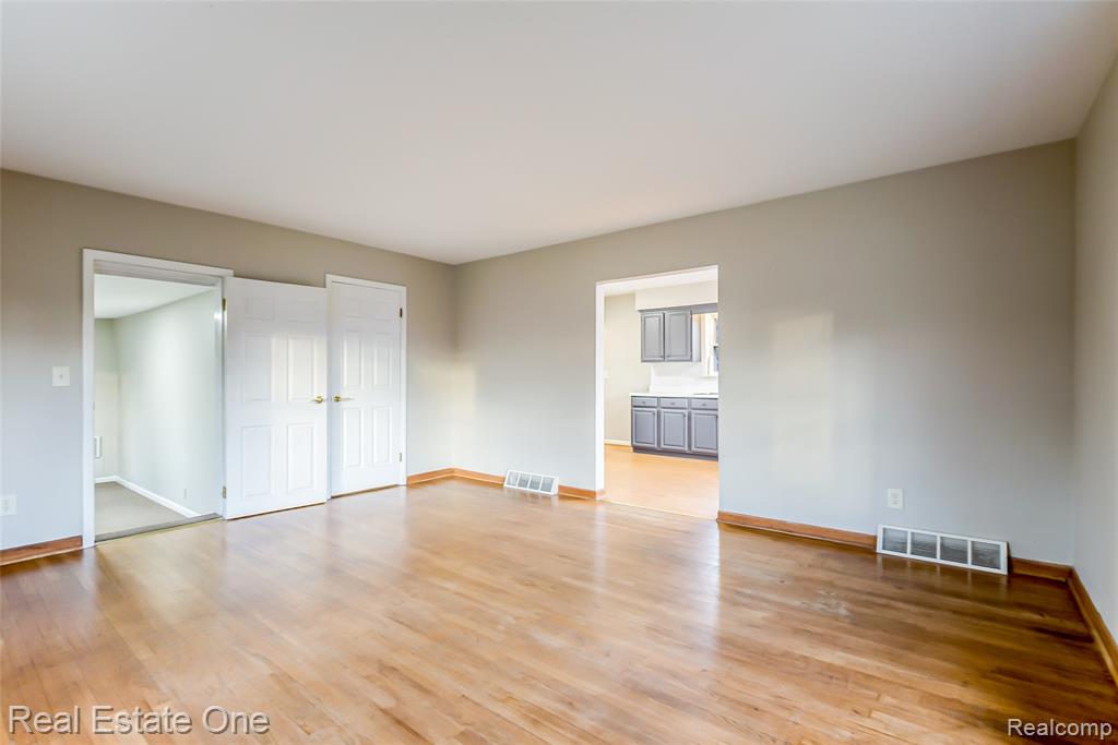 4141 Van Amberg Road, Brighton, MI 48114 — Photo 13