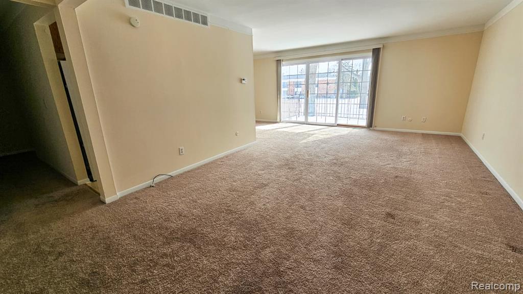 433 Fox Hills Drive Drive S, Bloomfield Hills, MI 48304 — Photo 19