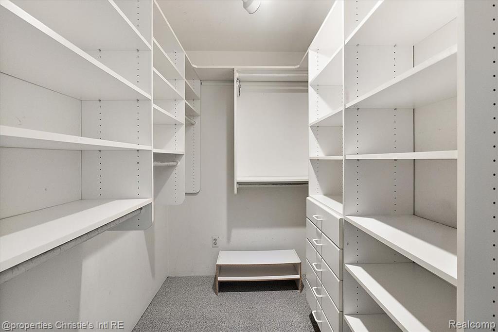 568 Saint Clair Avenue, Grosse Pointe, MI 48230 — Photo 15