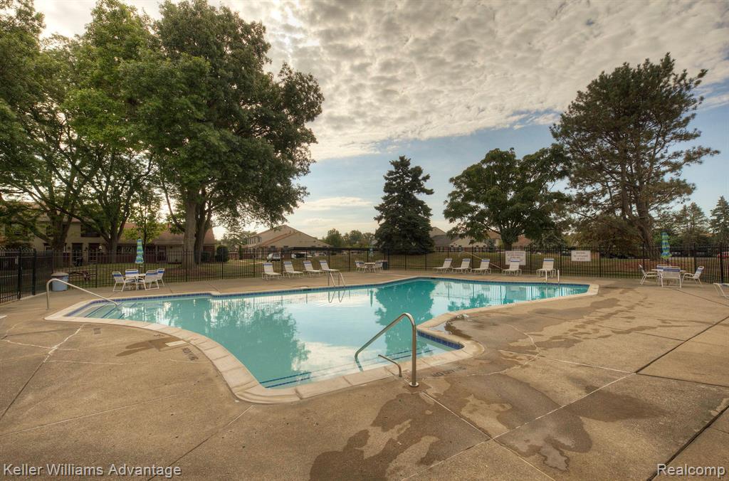 41324 NORTHWIND Drive, Canton, MI 48188 — Photo 28