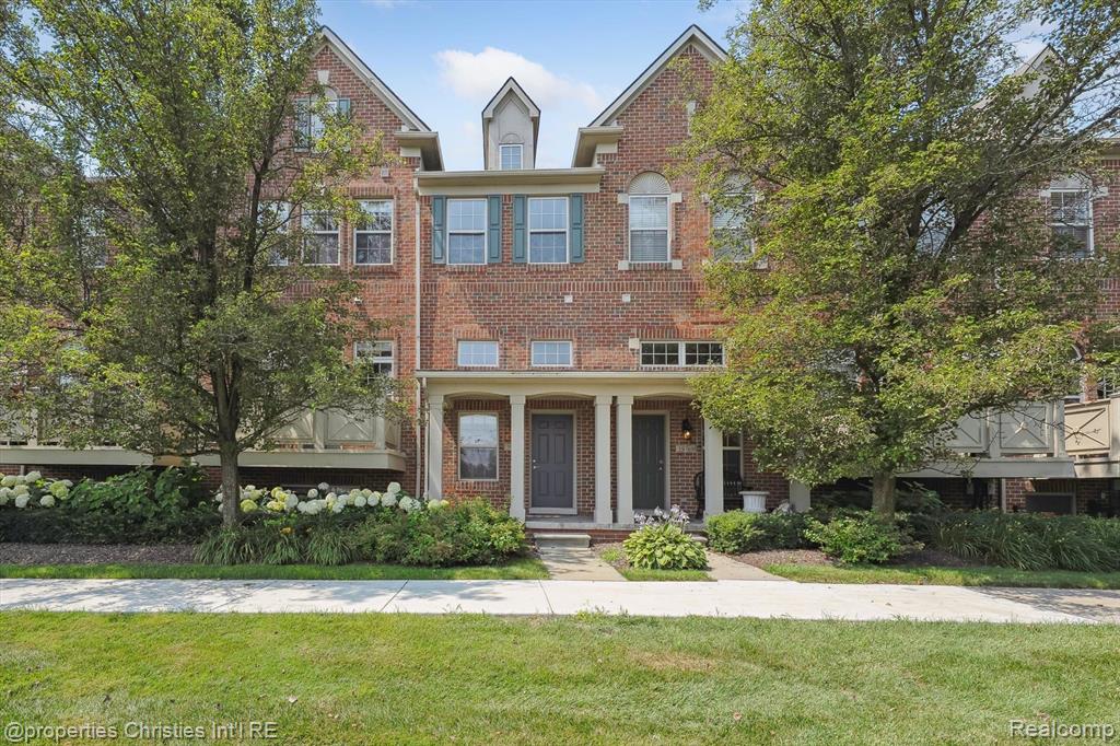 39771 ROCKCREST Circle, Northville, MI — Photo 3