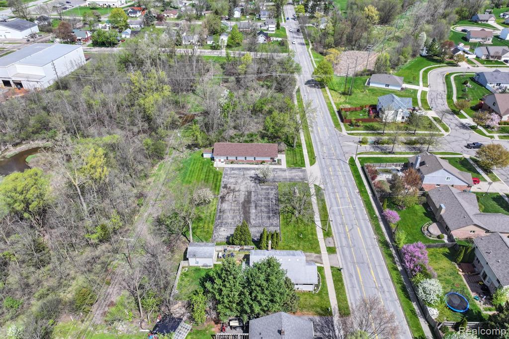 550 S Saginaw Street, Lapeer, MI 48446 — Photo 39
