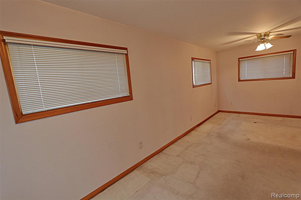 6964 Norborne Avenue, Dearborn Heights, MI 48127 — Photo 26