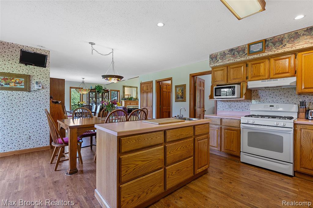 4700 Stanley Road, Columbiaville, MI 48421 — Photo 29