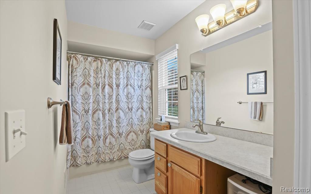 43576 Yorkville Drive, Canton, MI 48188 — Photo 7