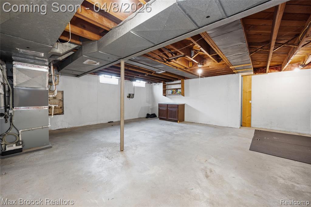 17000 W 13 Mile Road, Beverly Hills, MI 48025 — Photo 35