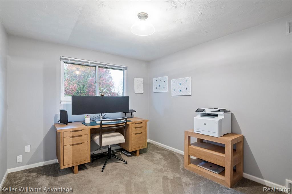 43924 ORLEANS, Canton, MI 48187 — Photo 24