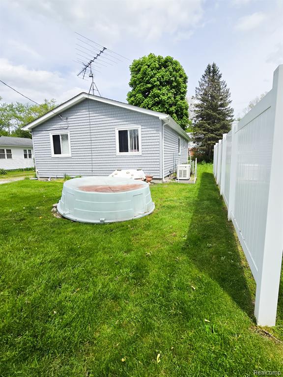 12929 Matthews Street, Carleton, MI 48117 — Photo 45