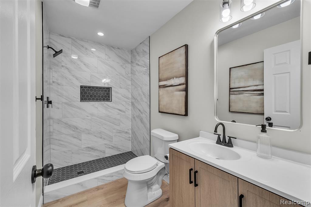 15 Lana Court, 7, Mount Clemens, MI 48043 — Photo 38