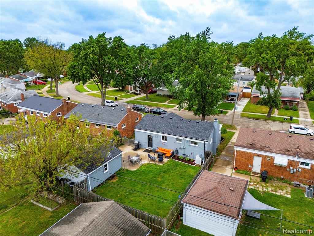 926 Parliament Avenue, Madison Heights, MI 48071 — Photo 32