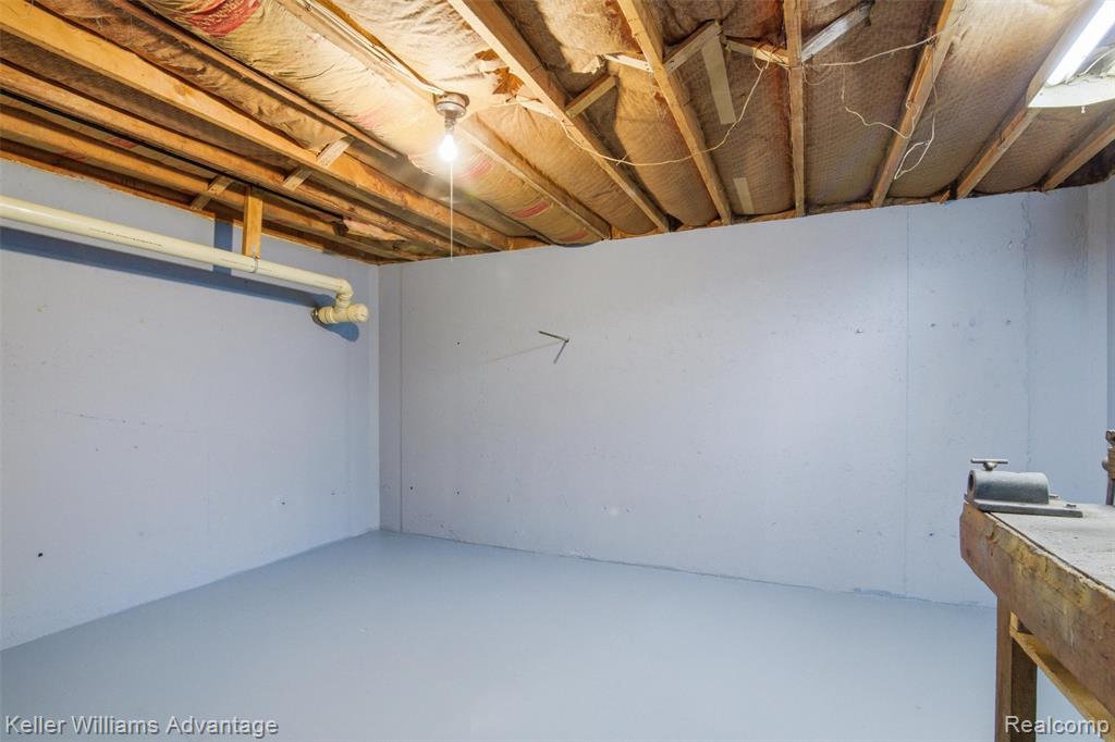 7670 7 Mile Road, Northville, MI, 48167