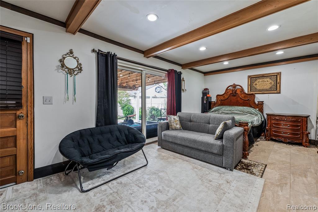 6921 Robindale Avenue, Dearborn Heights, MI 48127 — Photo 24