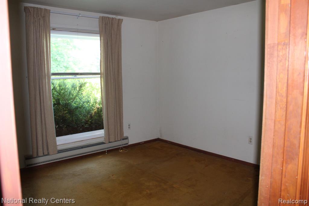 9720 QUEENS Drive, Manchester, MI 48158 — Photo 11