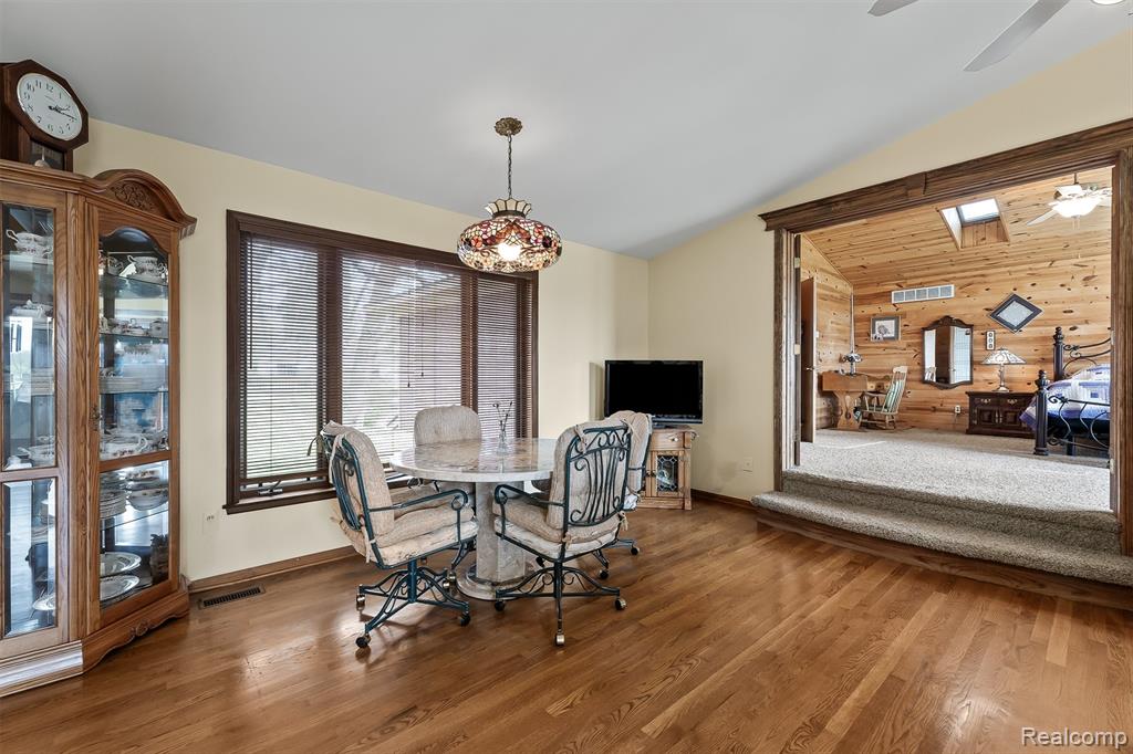 2745 Lari Court, West Bloomfield, MI 48324 — Photo 6