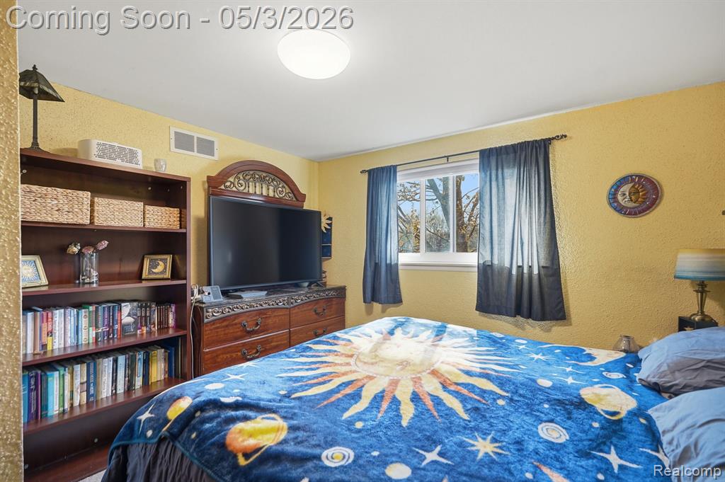 24924 W Magdalena Street, Harrison Township, MI — Photo 37