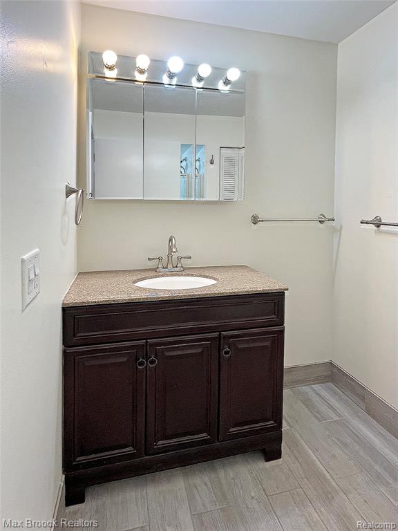 801 W LONG LAKE Road, A-4, Bloomfield Hills, MI 48302 — Photo 14