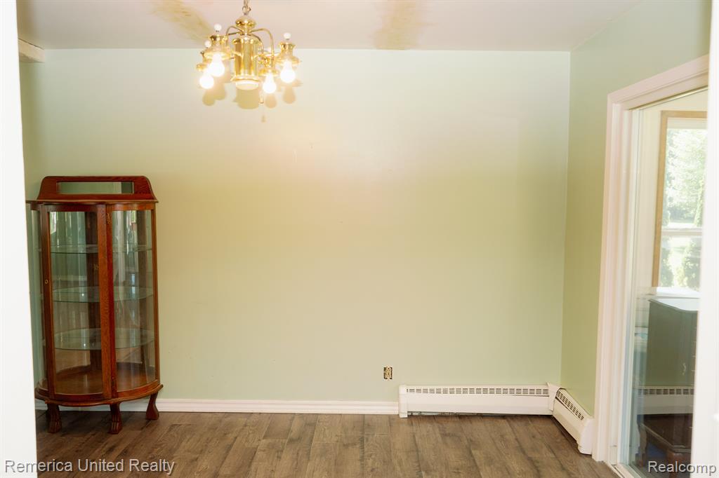 509 COLLINGWOOD Street, Houghton Lake, MI 48629 — Photo 7