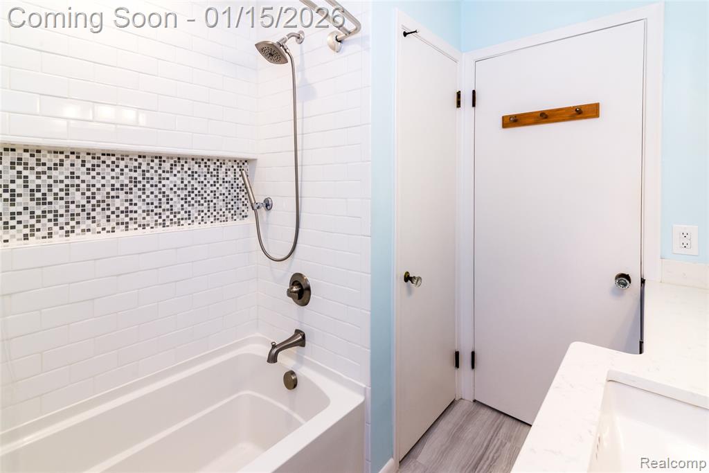 9943 Leverne, Redford, MI 48239 — Photo 32
