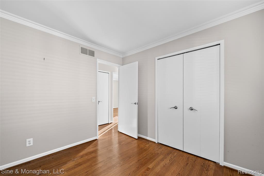 4419 Robinwood Avenue, Royal Oak, MI 48073 — Photo 19