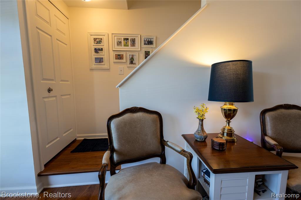 45745 Kensington, Utica, MI 48317 — Photo 5