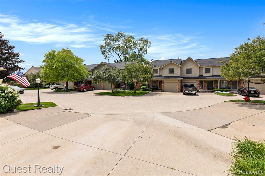 108 MAPLEGROVE Drive, Clawson, MI — Photo 3