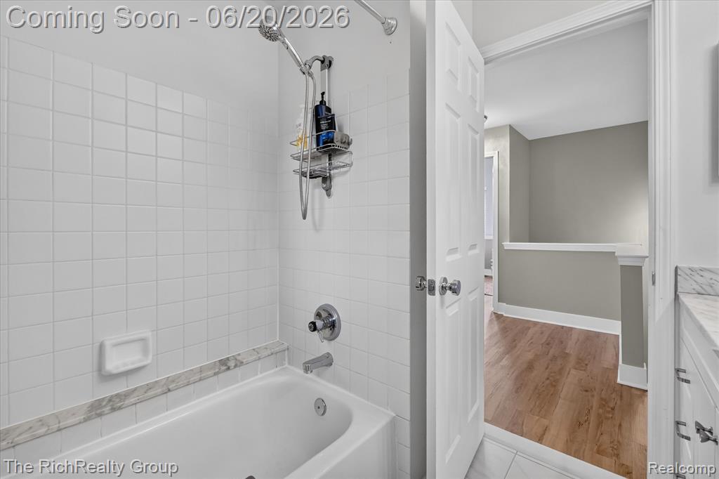 47185 Scarlet Drive S, Novi, MI — Photo 27