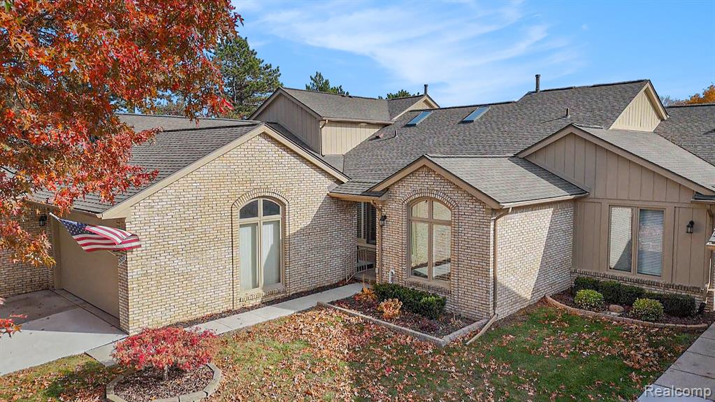43053 W Kirkwood Drive, 30, Clinton Twp, MI 48038 — Photo 3