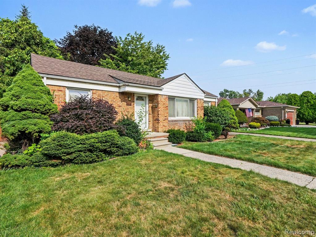 6350 Robinson Avenue, Allen Park, MI 48101 — Photo 3