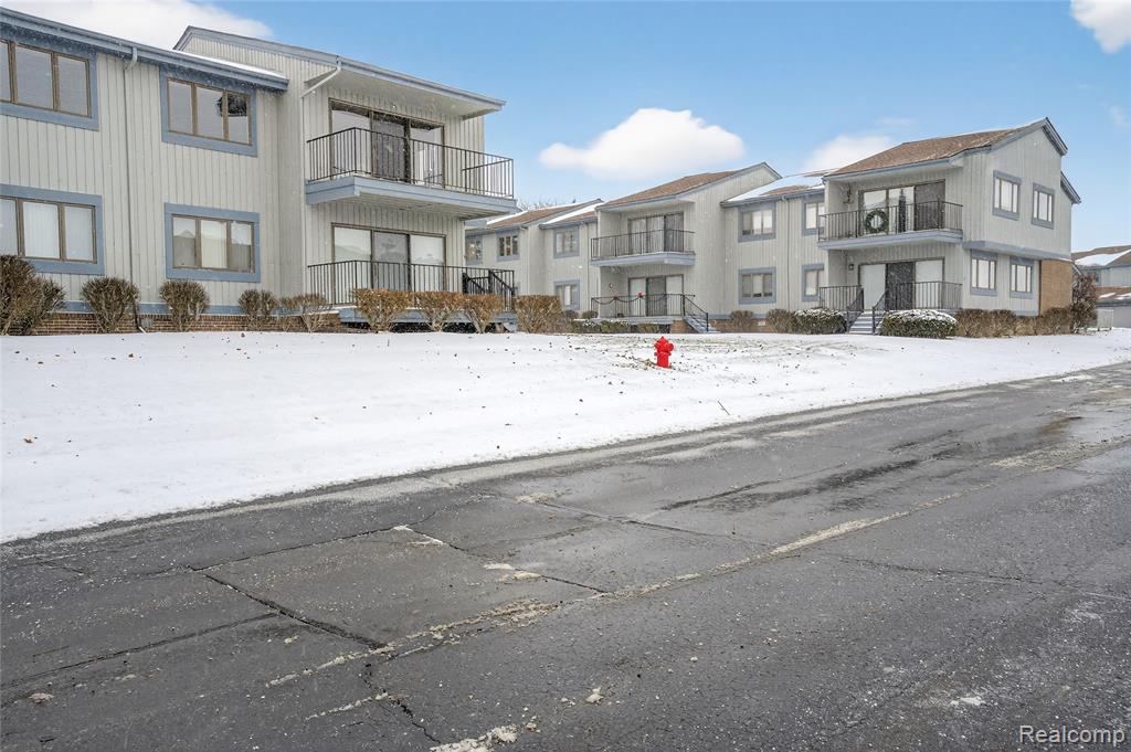 1715 River Road, 77, St. Clair, MI 48079 — Photo 58