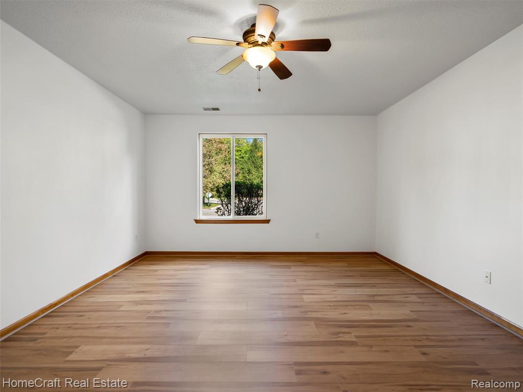 382 Marigold Circle, Westland, MI — Photo 20