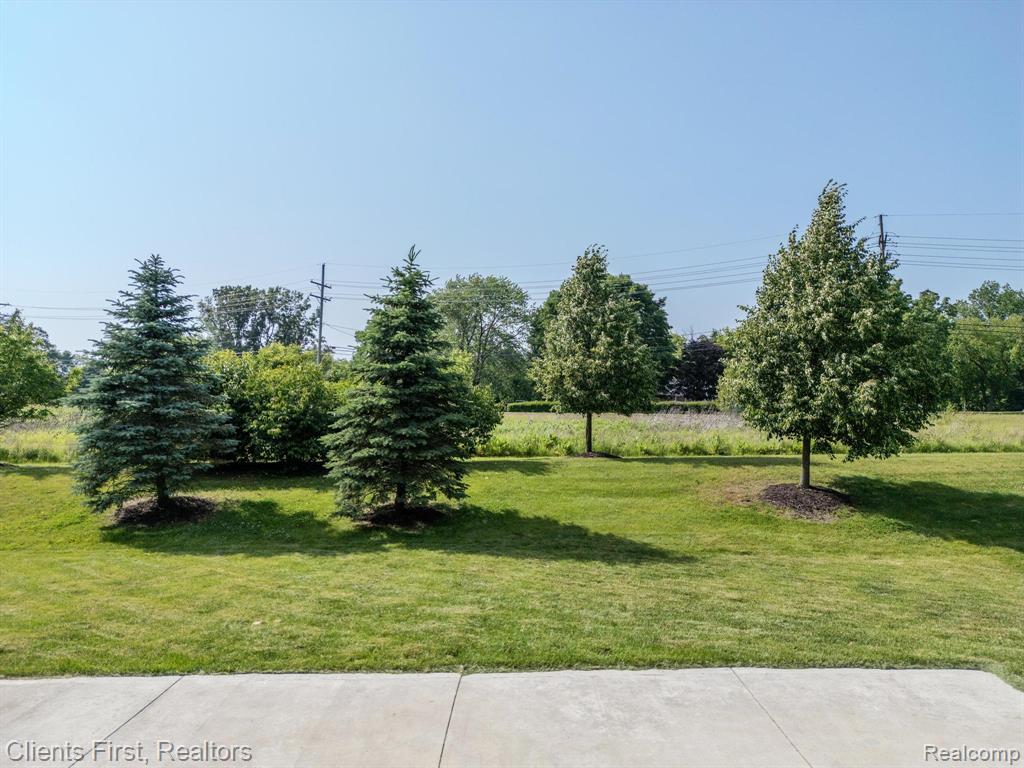 51214 Scarborough Road, Canton, MI 48188 — Photo 31