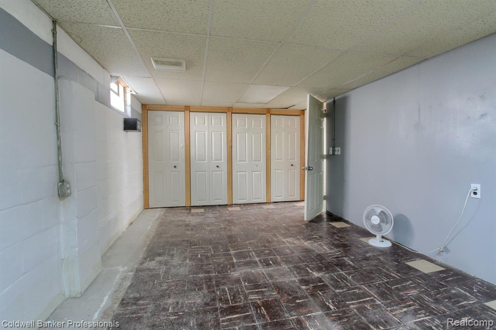 9951 TECUMSEH, Redford, MI 48239 — Photo 21