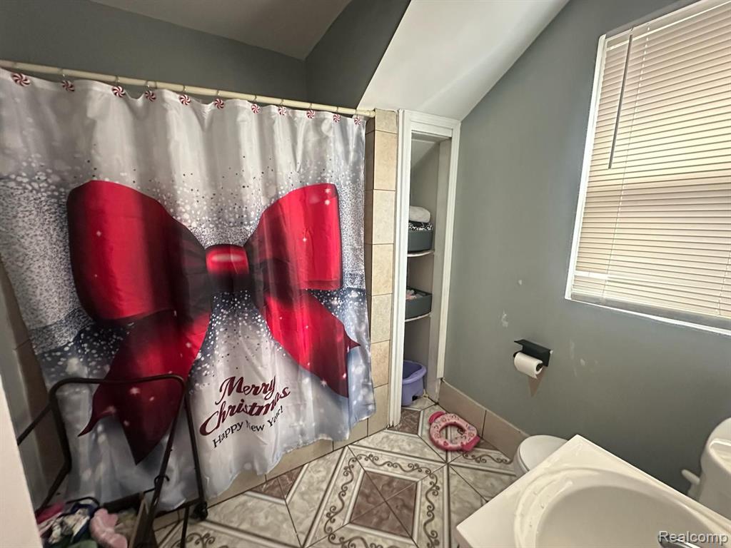 5651 LONYO Street, Detroit, MI 48210 — Photo 7