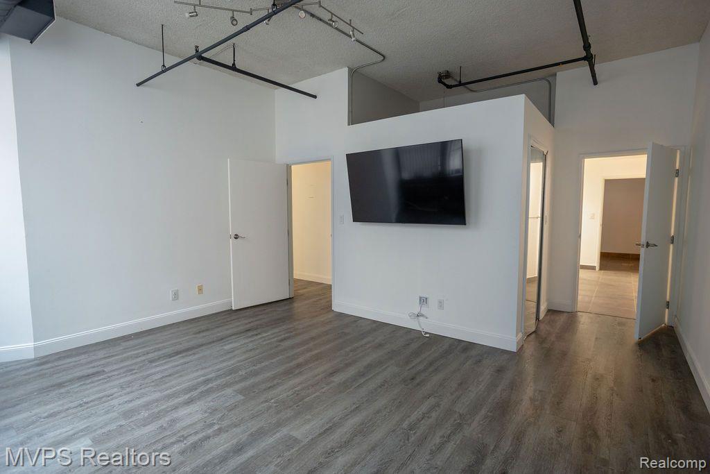 6533 E JEFFERSON Avenue, 137, Detroit, MI 48207 — Photo 10