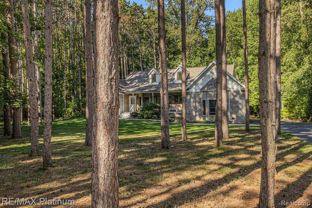 9151 PINEVIEW LAKE COURT, Linden, MI 48451 — Photo 28