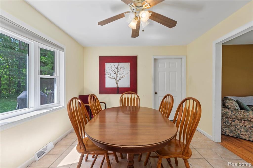 5848 Honert Road, Ortonville, MI 48462 — Photo 10