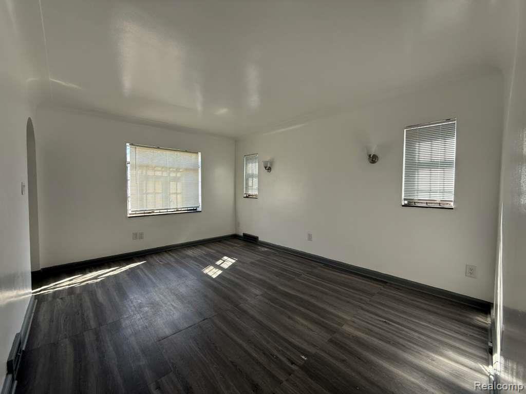 9747 Somerset Avenue, Detroit, MI 48224 — Photo 4