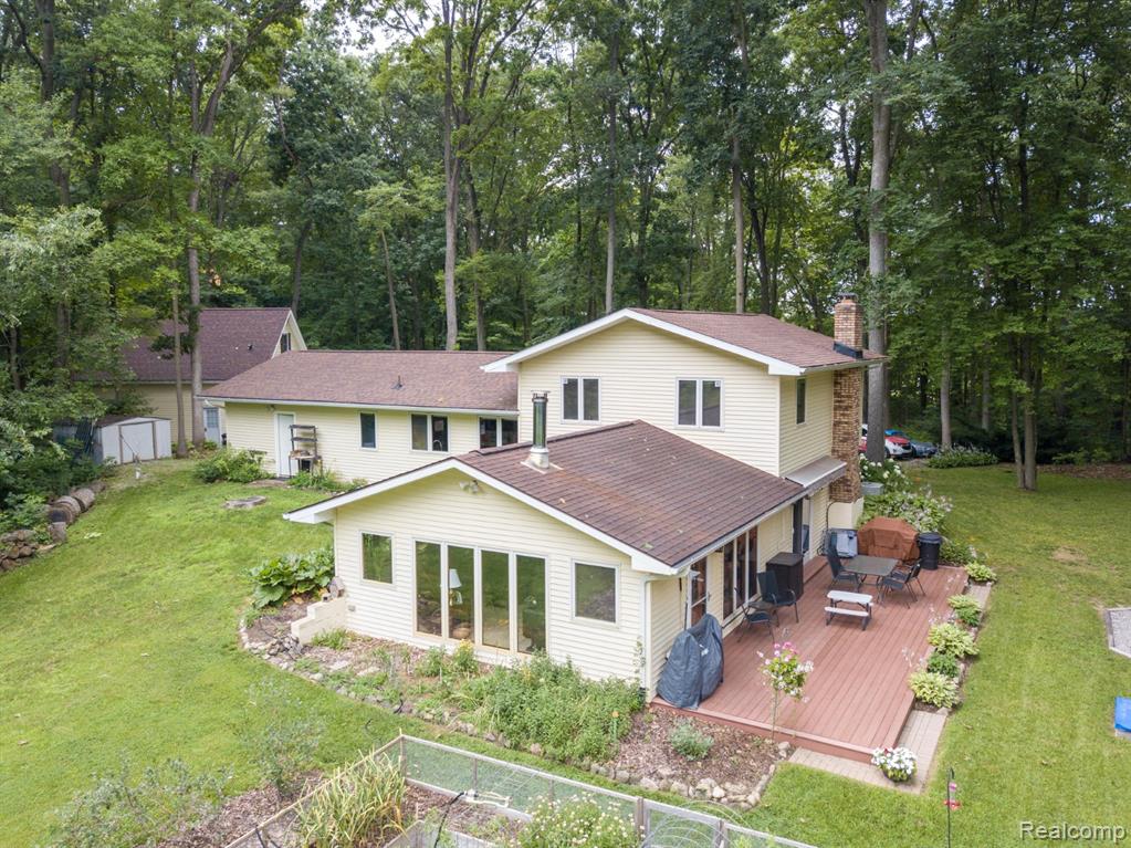 5500 Hartland Road, Fenton, MI 48430 — Photo 25
