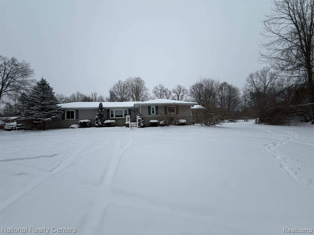 27125 Delos Road, New Boston, MI 48164 — Photo 18