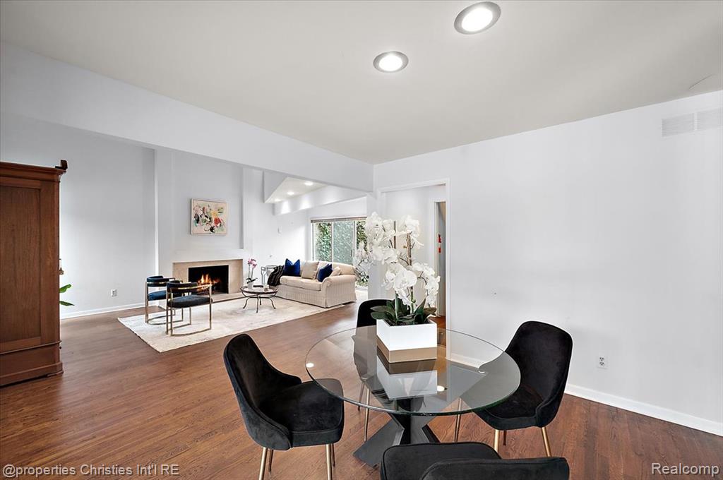 971 Stratford Lane, 22, Bloomfield Hills, MI 48304 — Photo 17