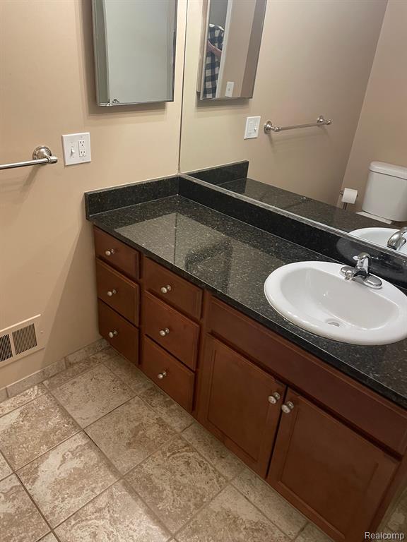 41507 BEDFORD Drive, Canton, MI 48187 — Photo 10